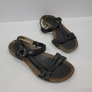 Teva Sandals 10